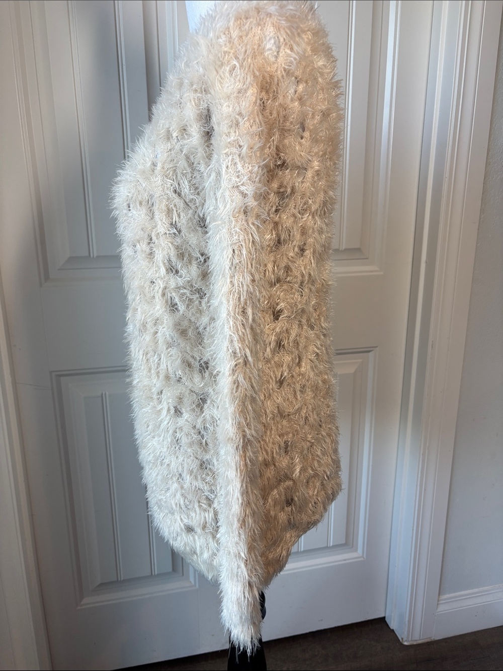Arden B Cream Faux-Fur Textured Crew Neck Sweater - Picture 2 of 6